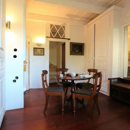 Le Puy-en-velay, 3 Pieces, 4 Personnes - Fr-1-582-99 Apartamento *